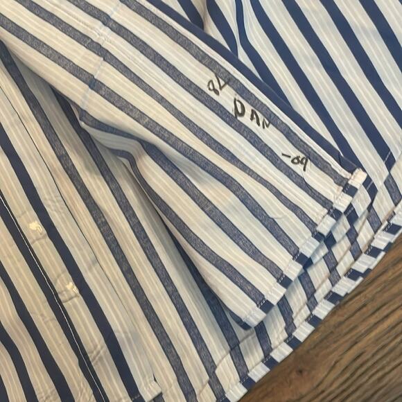 XL Nautica Buttoned Down Shirt - Picture 5 of 6